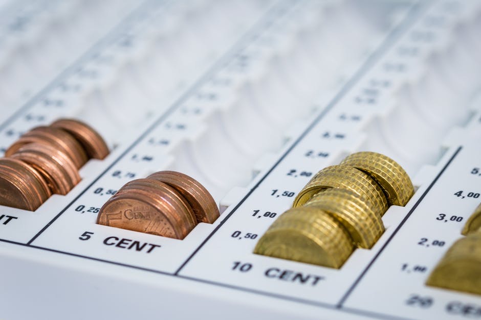 Comment automatiser le dépôt d’espèces de son commerce ?